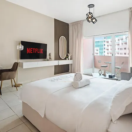 Luxury Studio Near Battua Mall Dubai Esterno foto