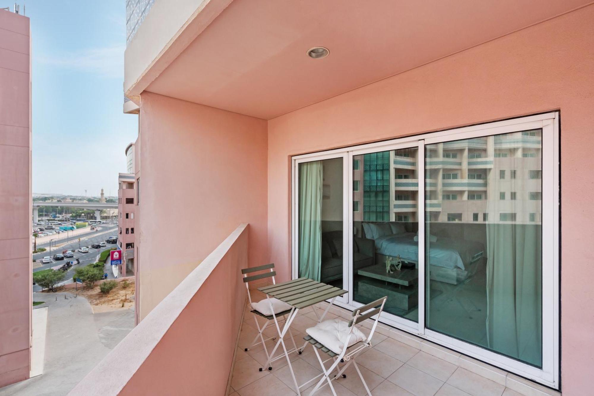 Luxury Near Battua Mall Appartamento